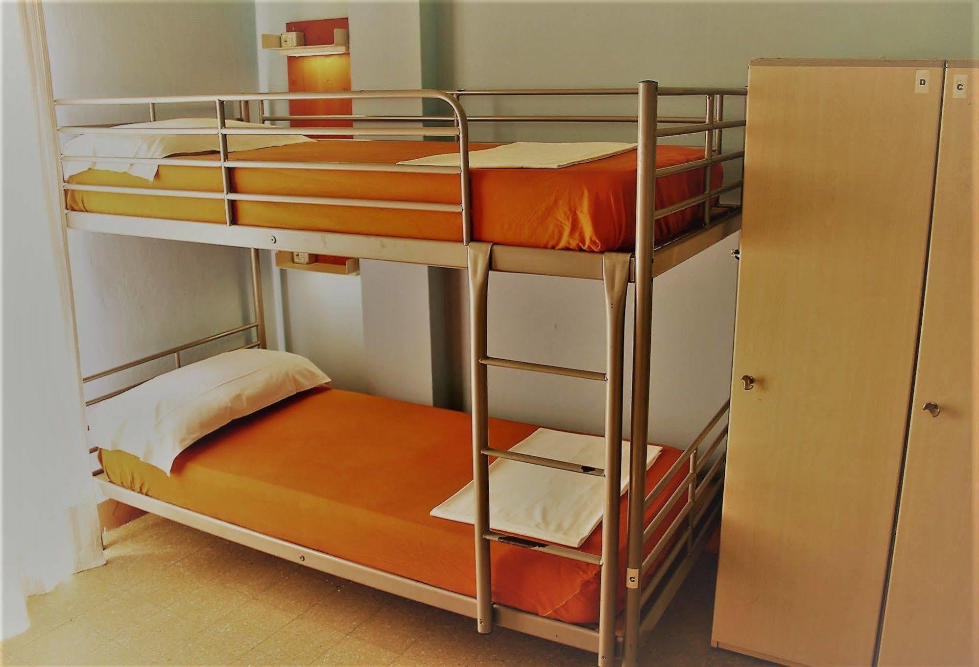 Jammin' Hostel & Bar ริมินี ภายนอก รูปภาพ